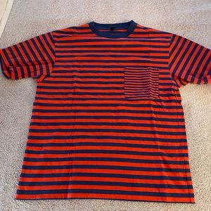 Striped shirt sleeve tee shirt